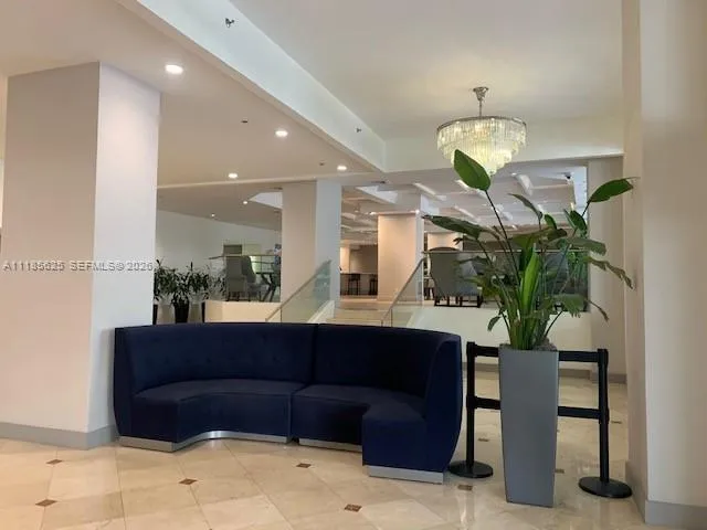 100 Lincoln Rd #1243 Miami Beach, FL 33139