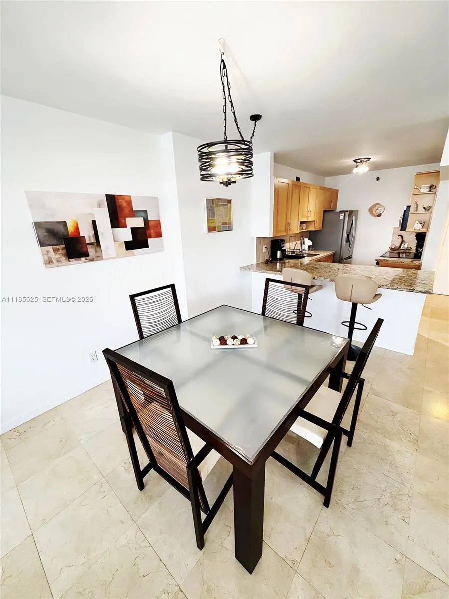 100 Lincoln Rd #1243 Miami Beach, FL 33139
