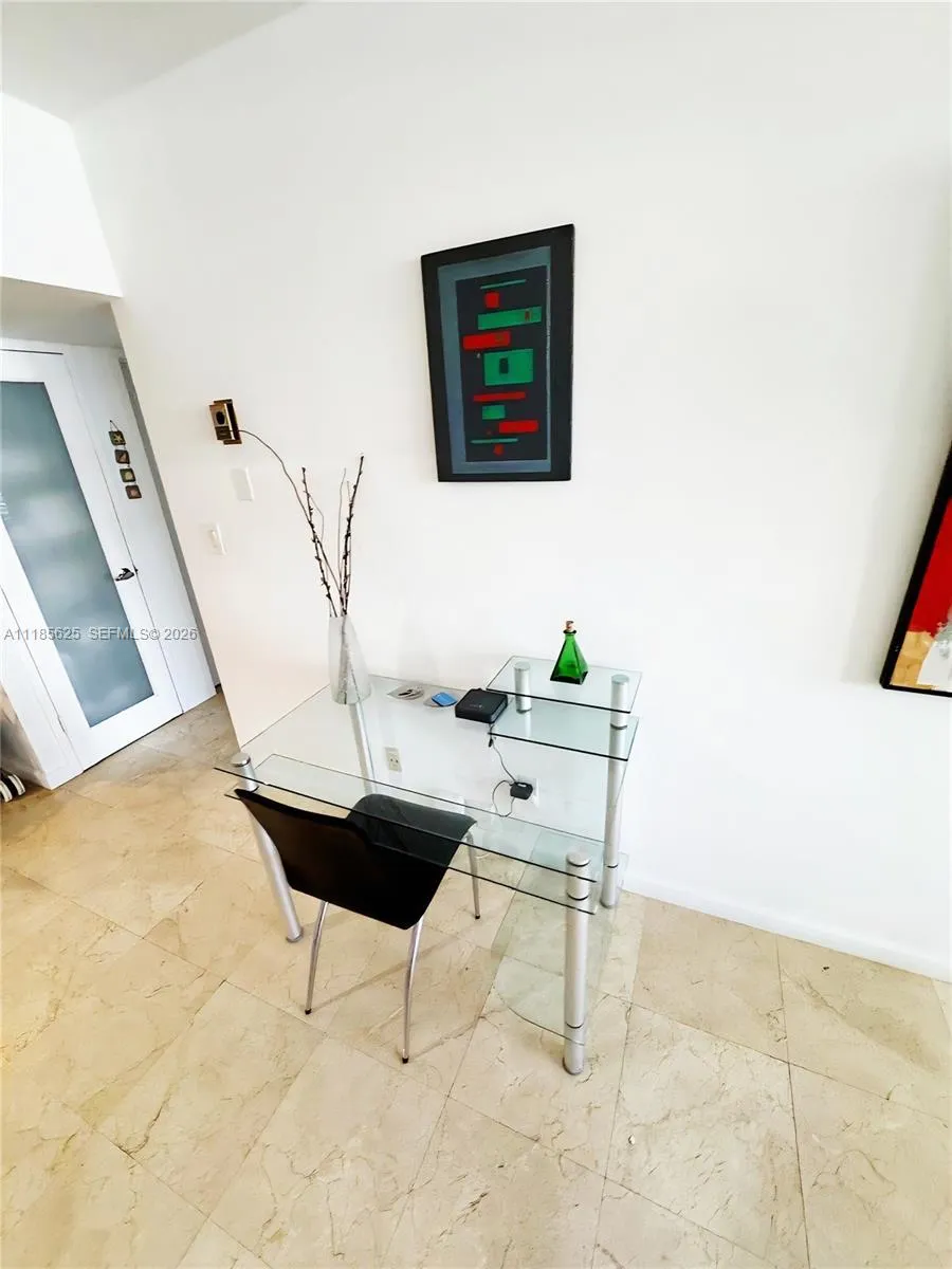 100 Lincoln Rd #1243 Miami Beach, FL 33139