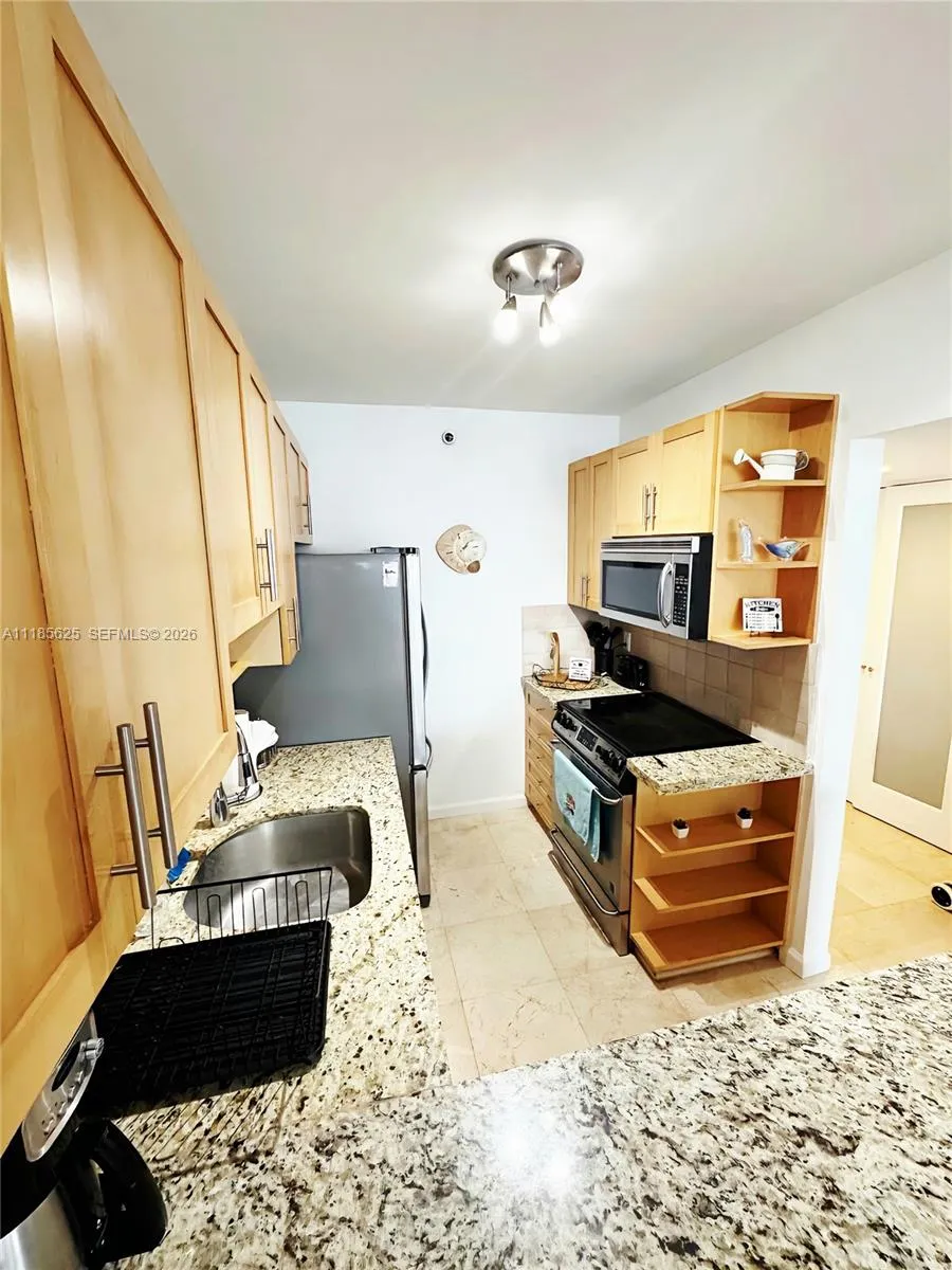 100 Lincoln Rd #1243 Miami Beach, FL 33139