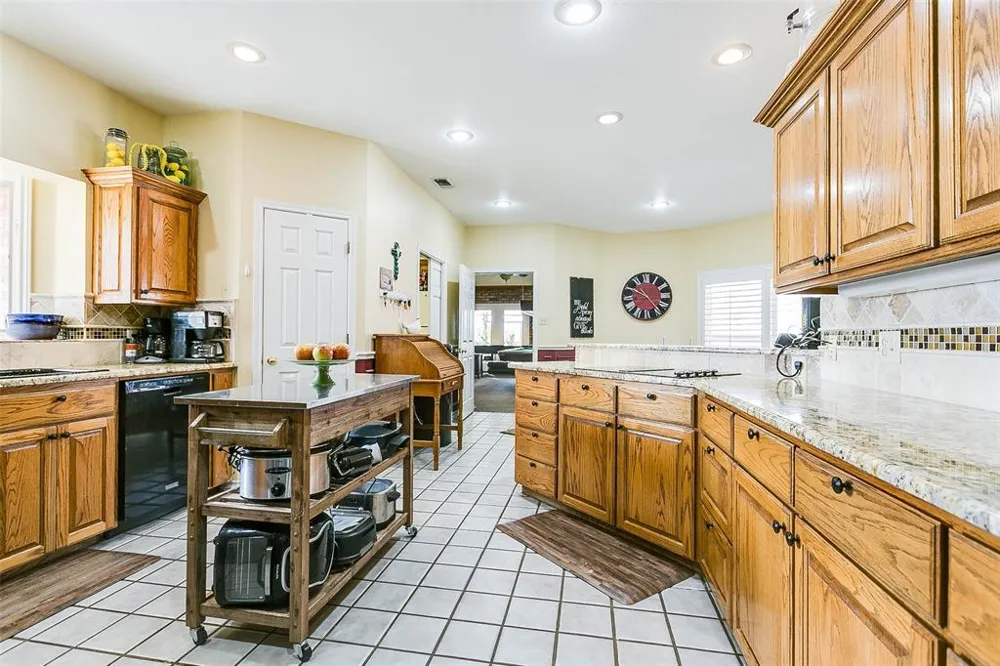 12487 CR 4102 Hermleigh, TX 79526