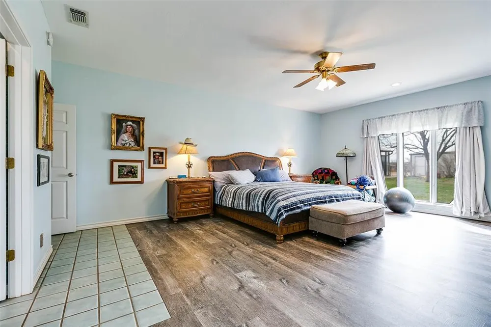 12487 CR 4102 Hermleigh, TX 79526