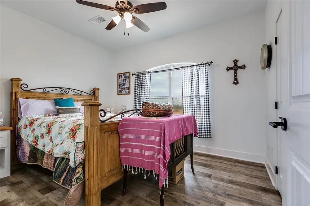12487 CR 4102 Hermleigh, TX 79526
