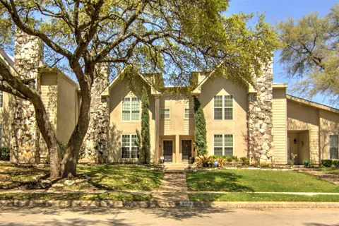 9459 Timberleaf Drive