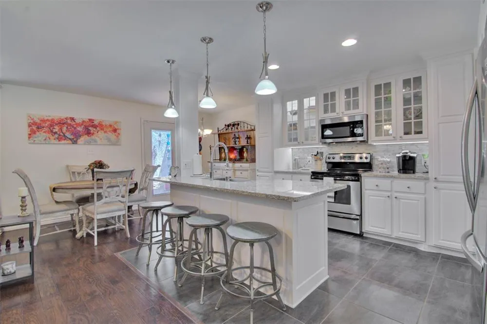 9459 Timberleaf Drive Dallas, TX 75243