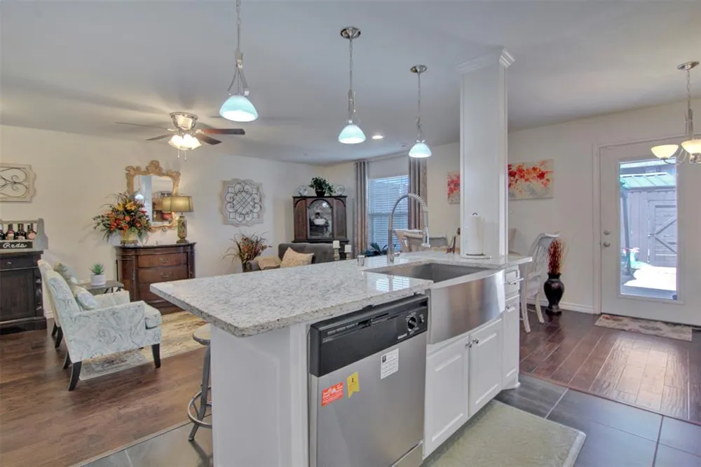 9459 Timberleaf Drive Dallas, TX 75243