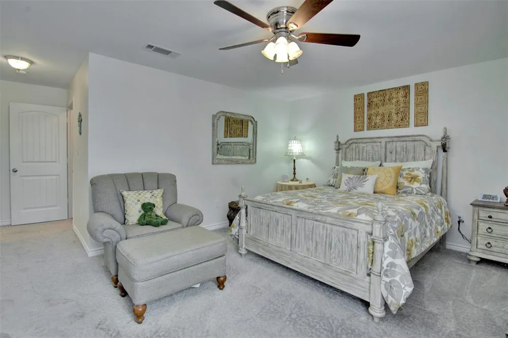 9459 Timberleaf Drive Dallas, TX 75243