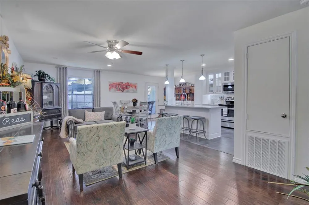9459 Timberleaf Drive Dallas, TX 75243