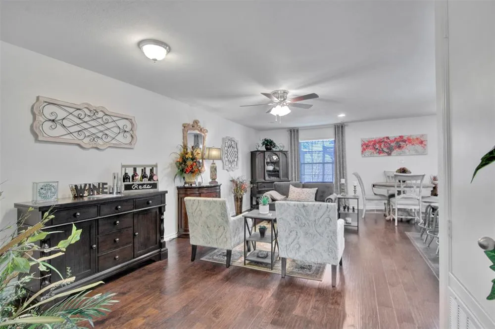 9459 Timberleaf Drive Dallas, TX 75243