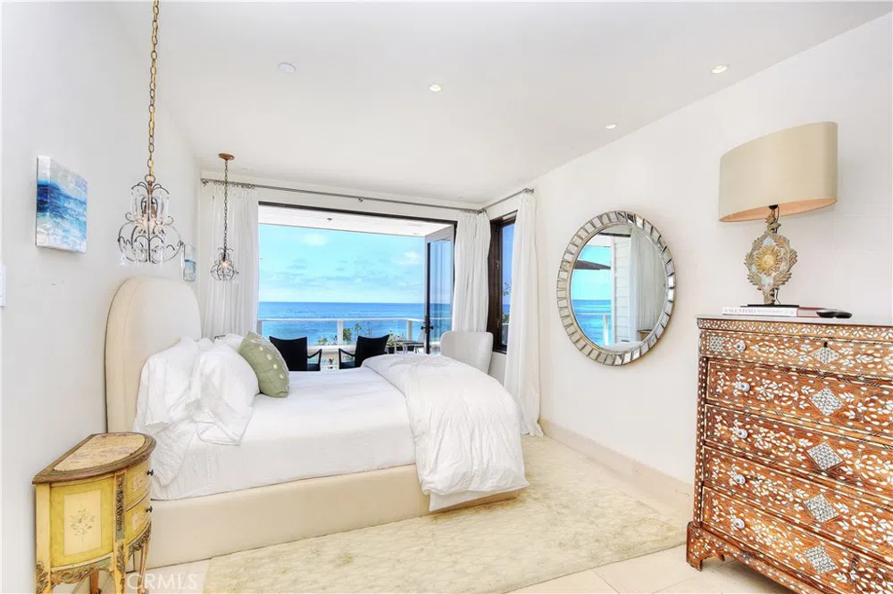 160 Saint Anns Drive Laguna Beach, CA 92651
