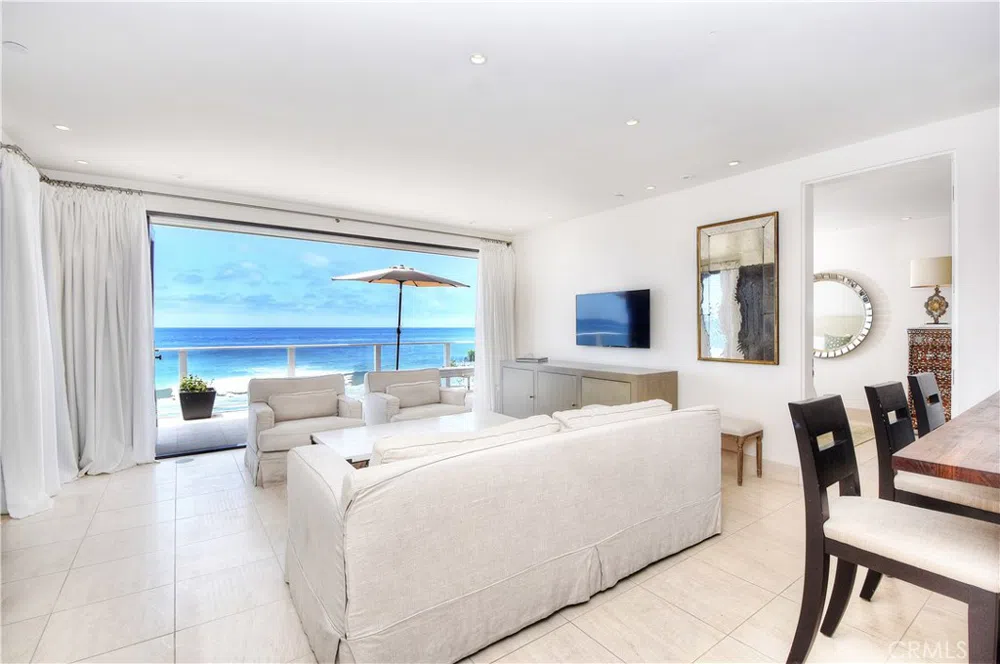 160 Saint Anns Drive Laguna Beach, CA 92651