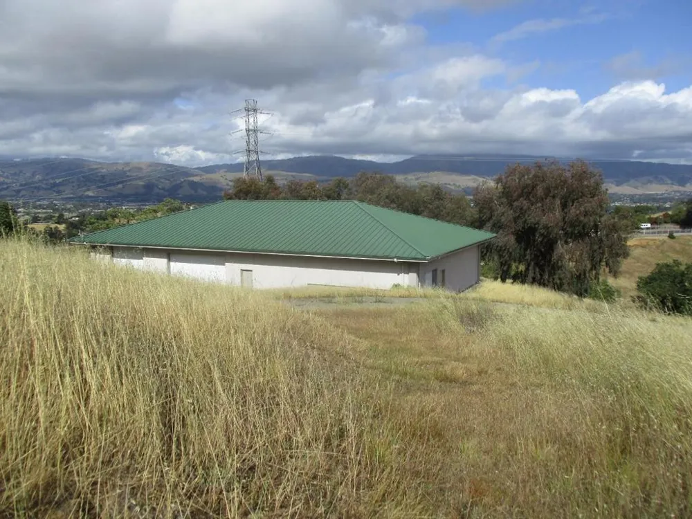 1935 Hayes Lane San Martin, CA 95046