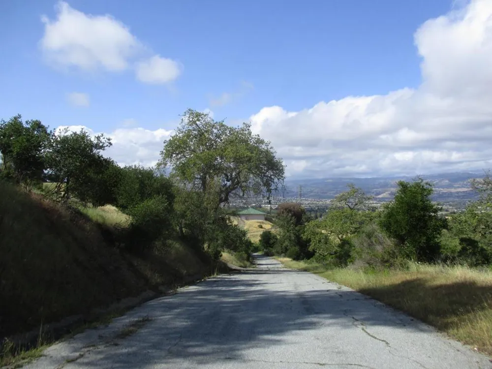 1935 Hayes Lane San Martin, CA 95046
