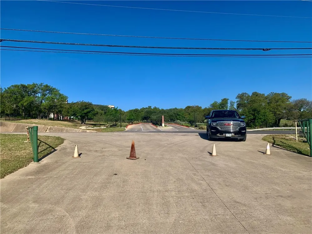 2209 RANCH ROAD 620 Austin, TX 78734