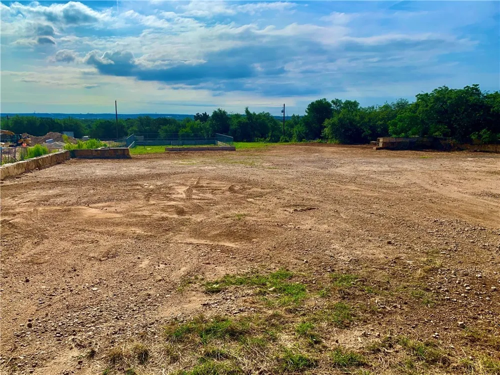 2209 RANCH ROAD 620 Austin, TX 78734