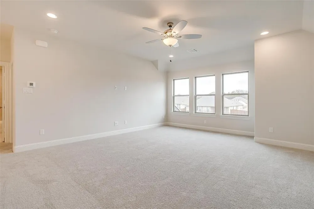 822 Summer Grove Midlothian, TX 76065
