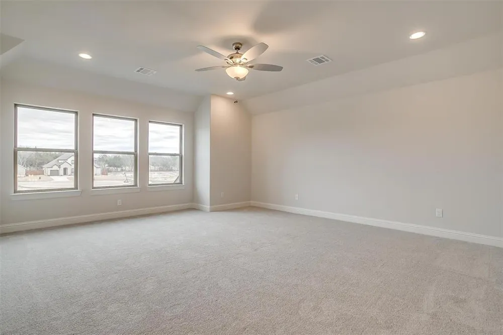 822 Summer Grove Midlothian, TX 76065