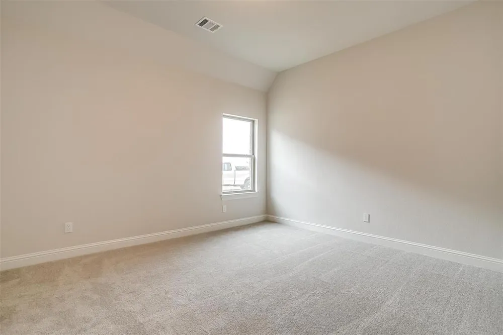 822 Summer Grove Midlothian, TX 76065