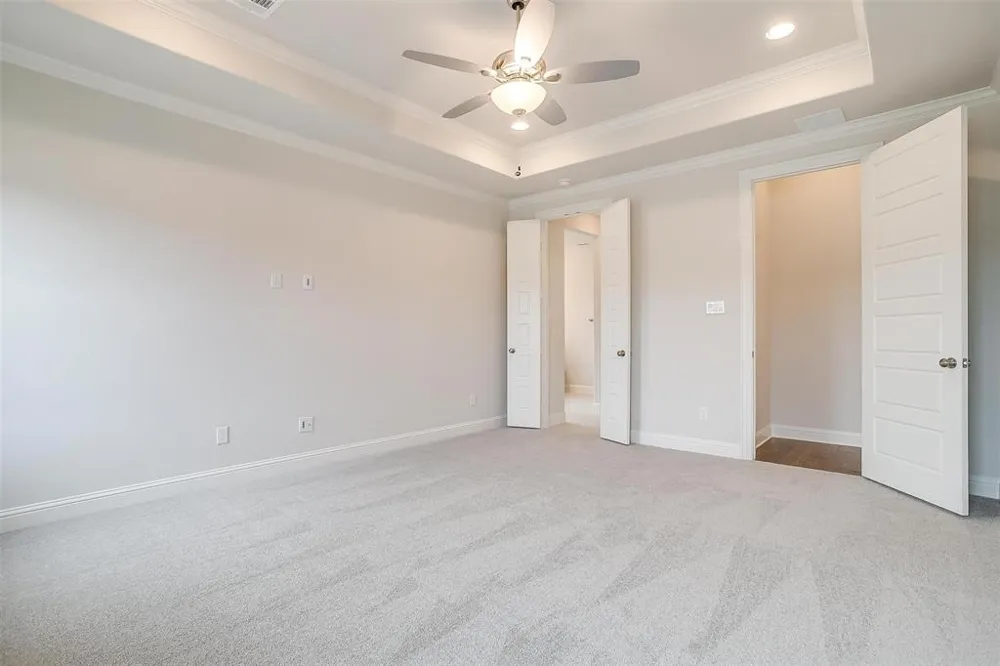 822 Summer Grove Midlothian, TX 76065