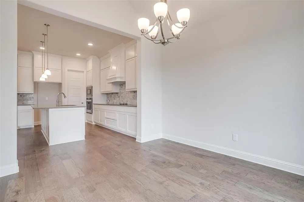 822 Summer Grove Midlothian, TX 76065