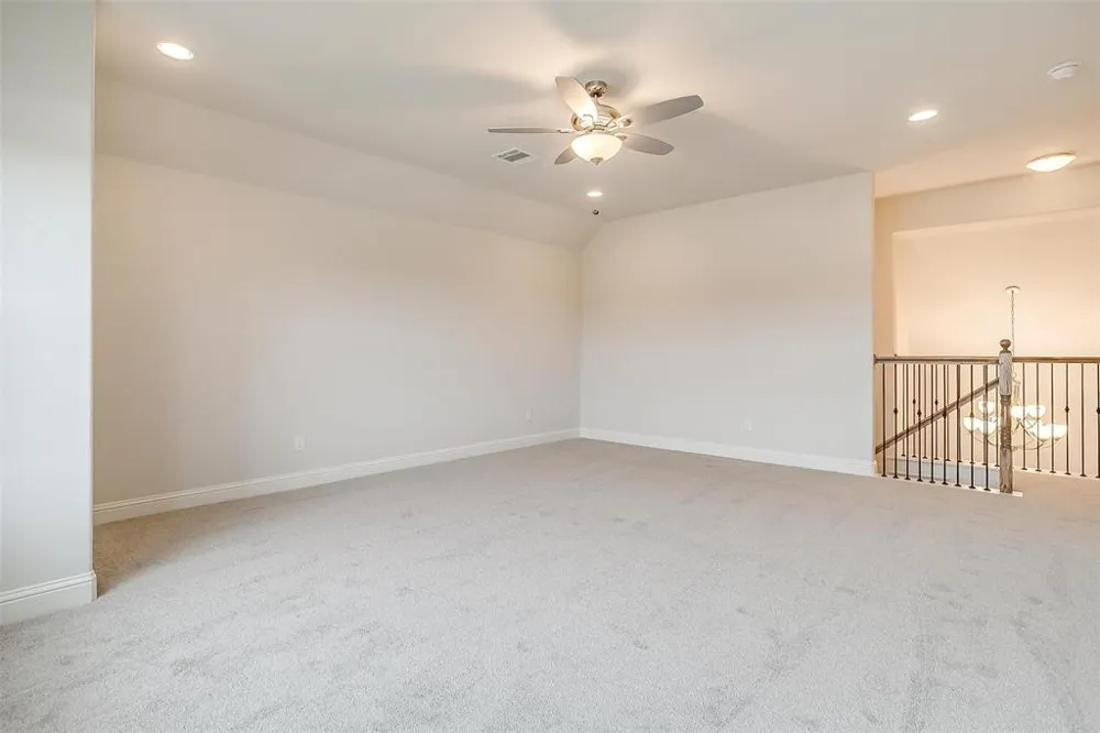 822 Summer Grove Midlothian, TX 76065