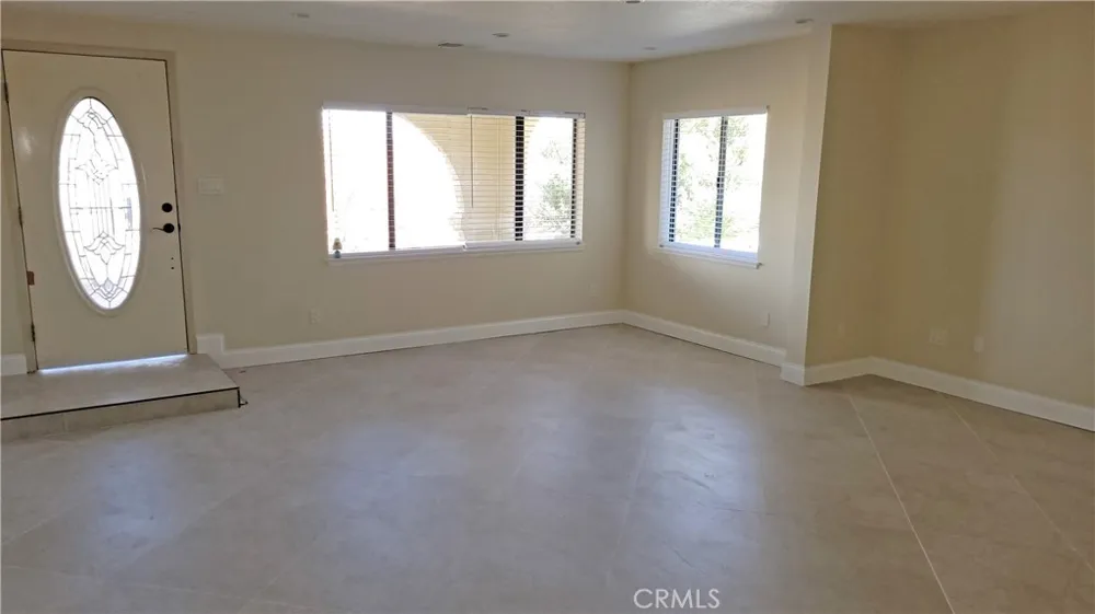 22149 Waalew Road Apple Valley, CA 92307