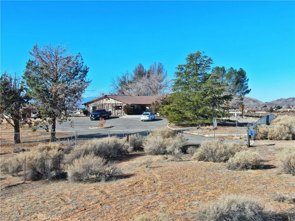 22149 Waalew Road Apple Valley, CA 92307