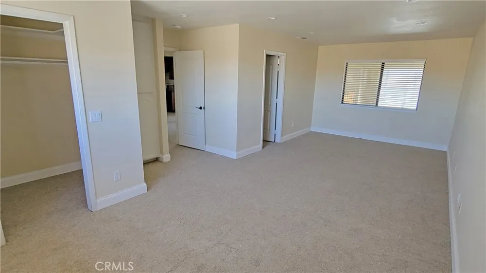 22149 Waalew Road Apple Valley, CA 92307
