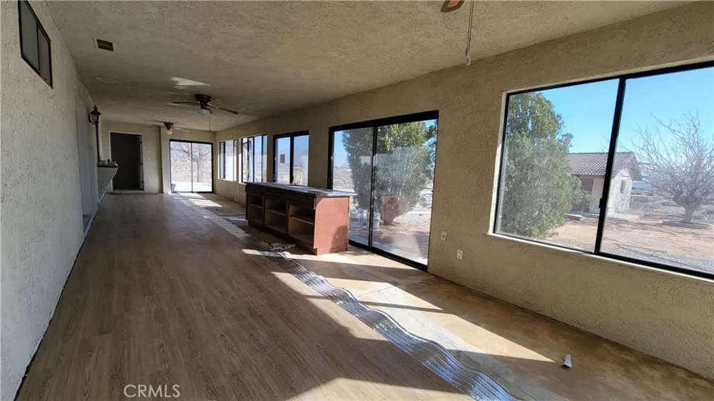22149 Waalew Road Apple Valley, CA 92307