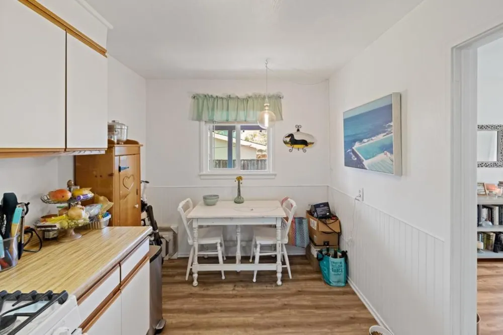 635637 2nd Street Pacific Grove, CA 93950