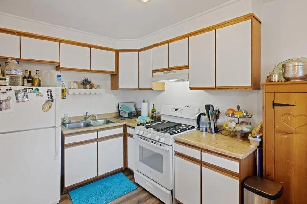 635637 2nd Street Pacific Grove, CA 93950