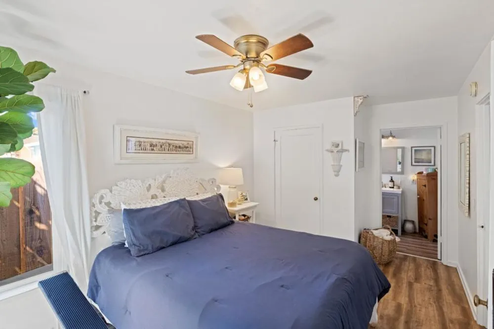 635637 2nd Street Pacific Grove, CA 93950
