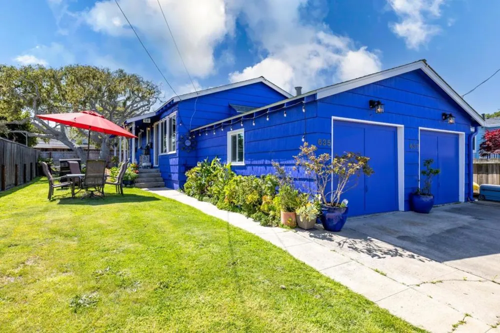 635637 2nd Street Pacific Grove, CA 93950