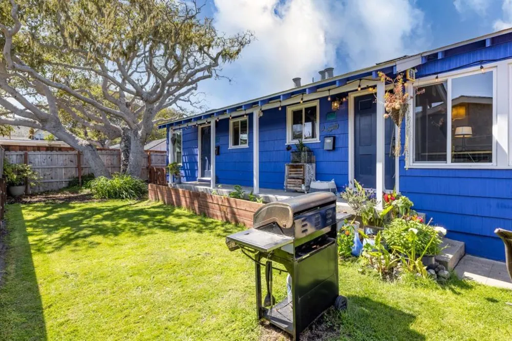 635637 2nd Street Pacific Grove, CA 93950