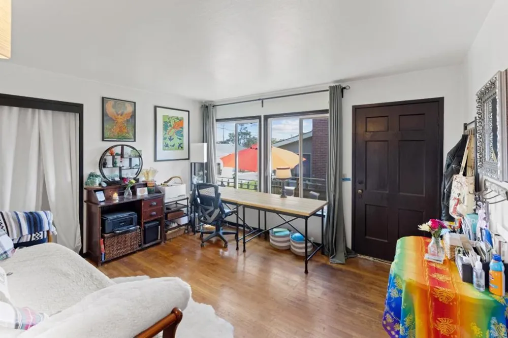 635637 2nd Street Pacific Grove, CA 93950