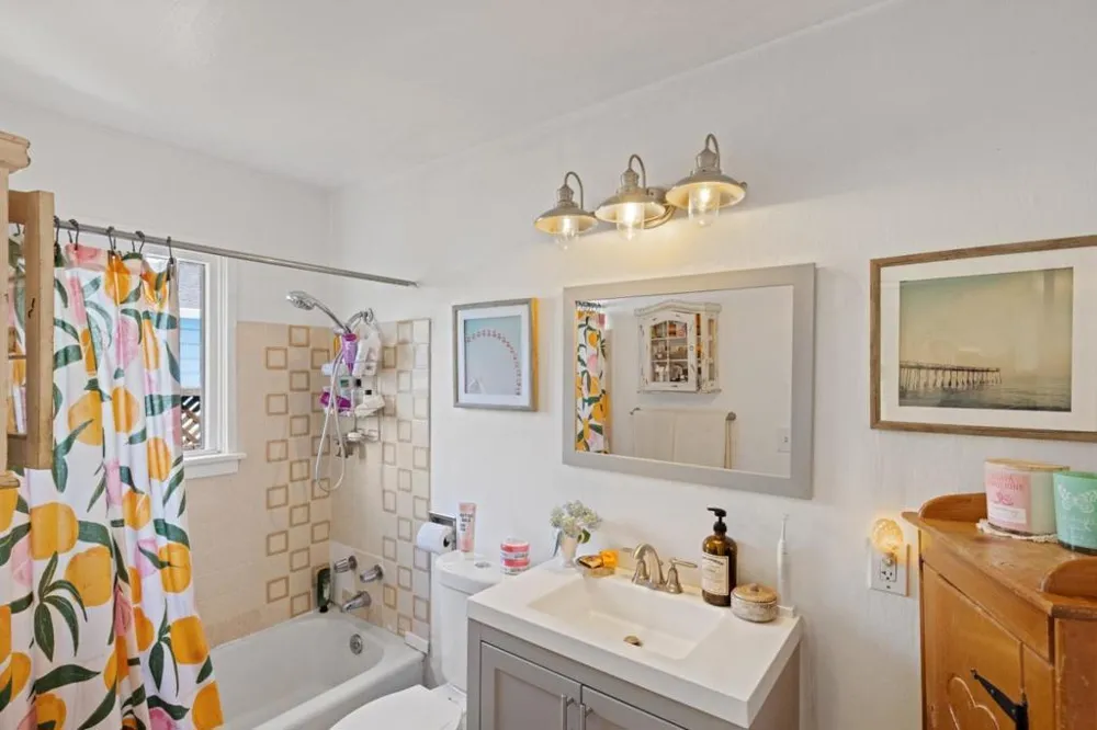 635637 2nd Street Pacific Grove, CA 93950