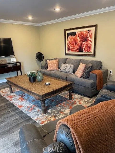 3015 Via Buena Vista #B Laguna Woods, CA 92637