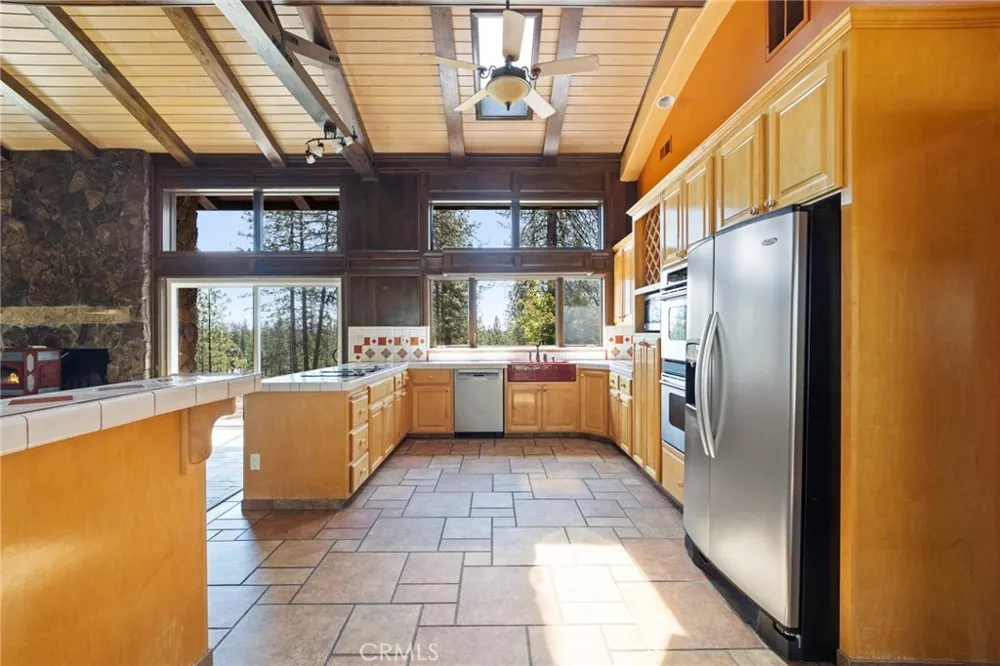 10379 Mcmahon Road Coulterville, CA 95311