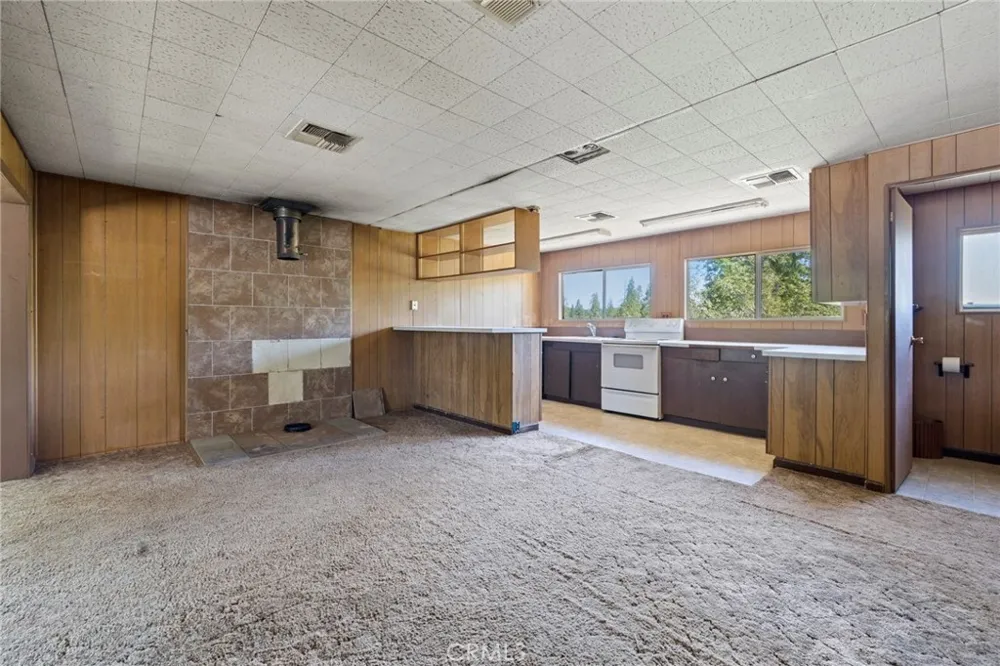 10379 Mcmahon Road Coulterville, CA 95311
