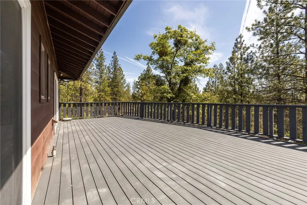 10379 Mcmahon Road Coulterville, CA 95311