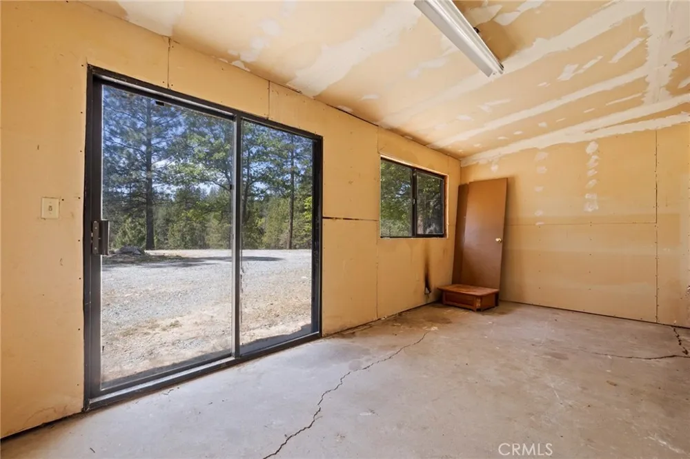 10379 Mcmahon Road Coulterville, CA 95311