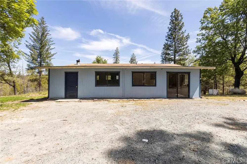 10379 Mcmahon Road Coulterville, CA 95311