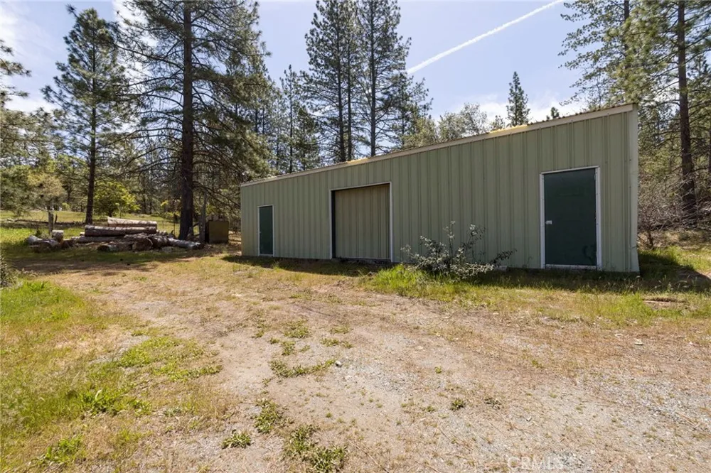 10379 Mcmahon Road Coulterville, CA 95311