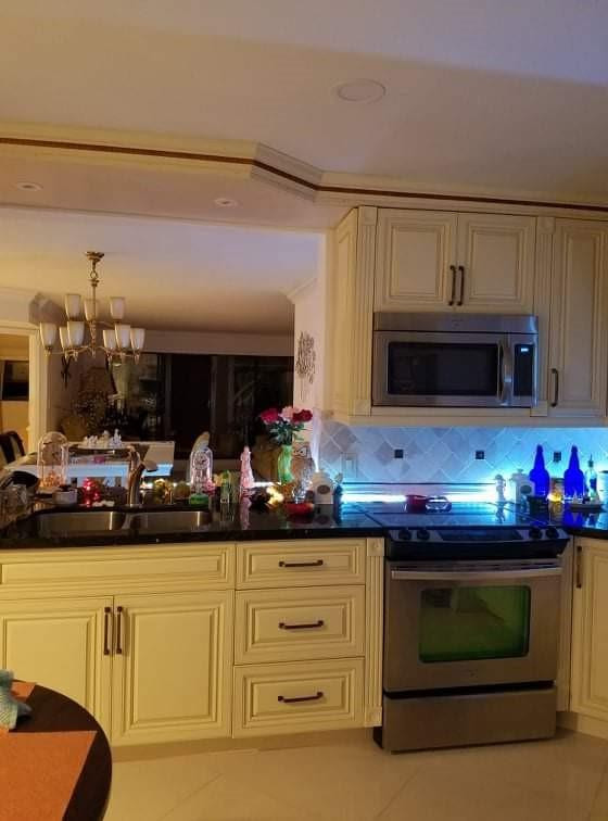 1728 Hammock Boulevard