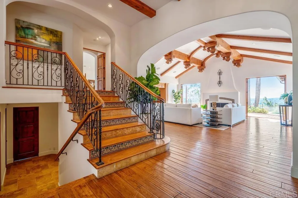 17140 El Mirador Rancho Santa Fe, CA 92067