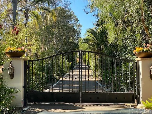 17140 El Mirador Rancho Santa Fe, CA 92067