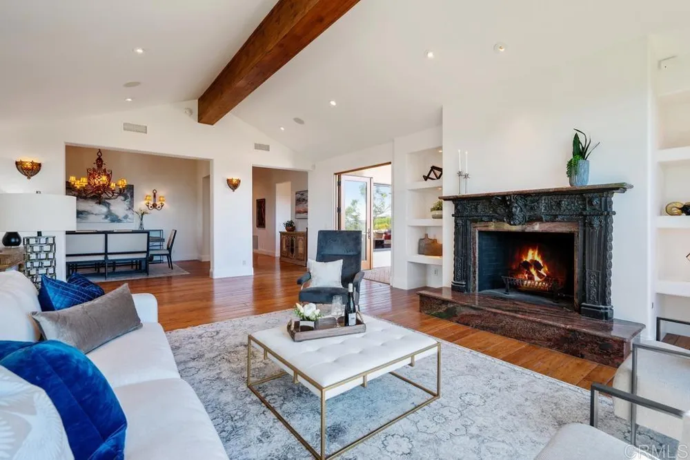 17140 El Mirador Rancho Santa Fe, CA 92067