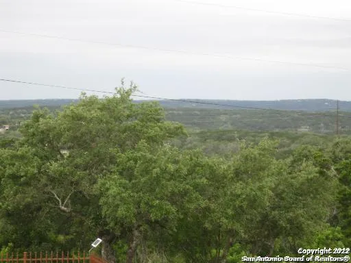 35 Cr 2731 Mico, TX 78056