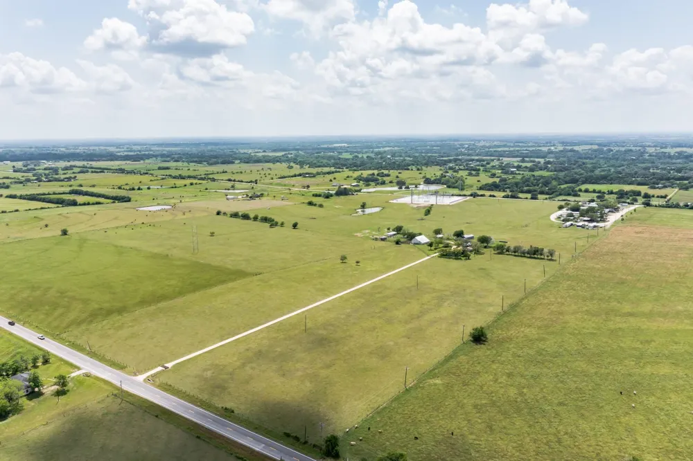 1230 Fm 155 S Weimar, TX 78962