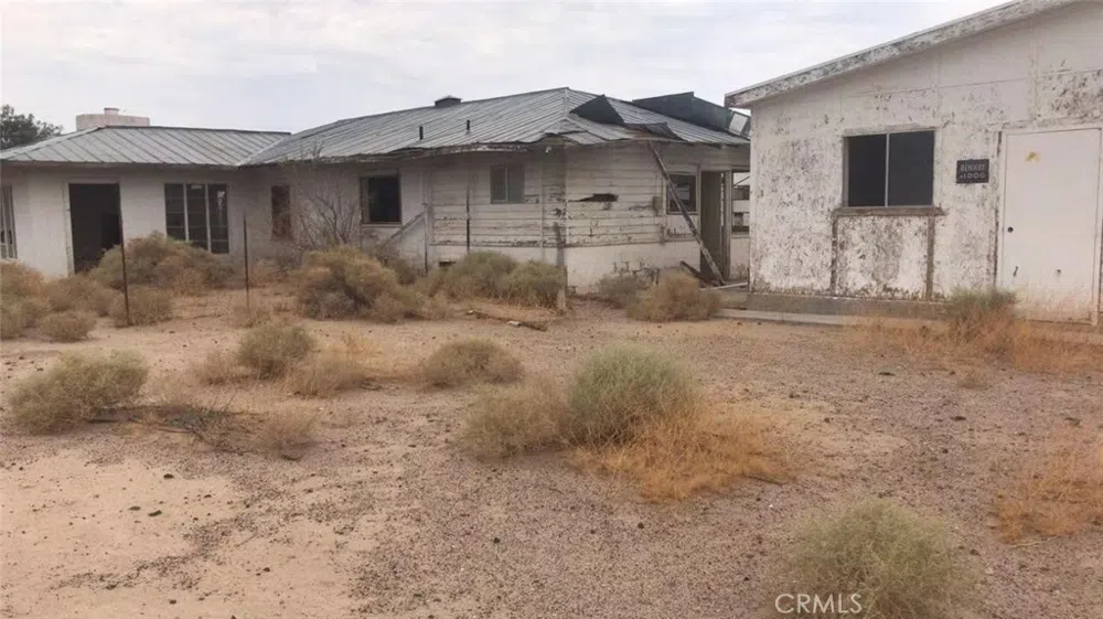 48380 Morgan Lane Newberry Springs, CA 92365